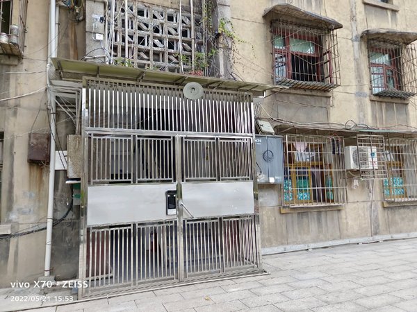 自贡自流井五星街郭家坳街顺龙坝居委会郭家坳街顺龙坝居委会 1室1厅1卫出租房源真实图片