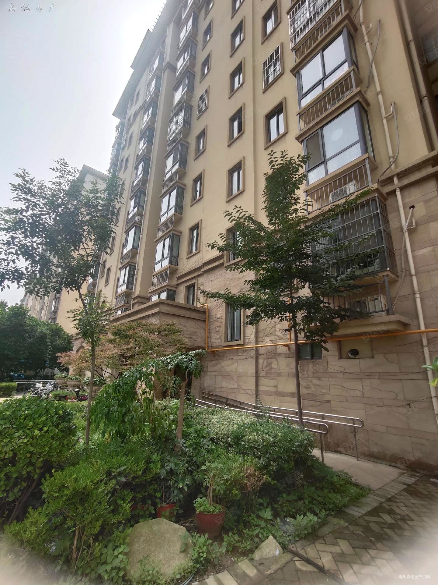 中央华府(青州)3室2厅1卫102㎡南北99万