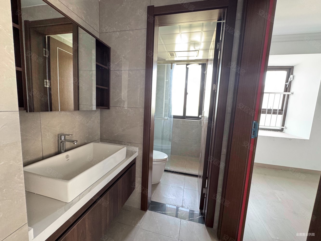 明厚源翡翠庄园3室2厅2卫120㎡南北109万