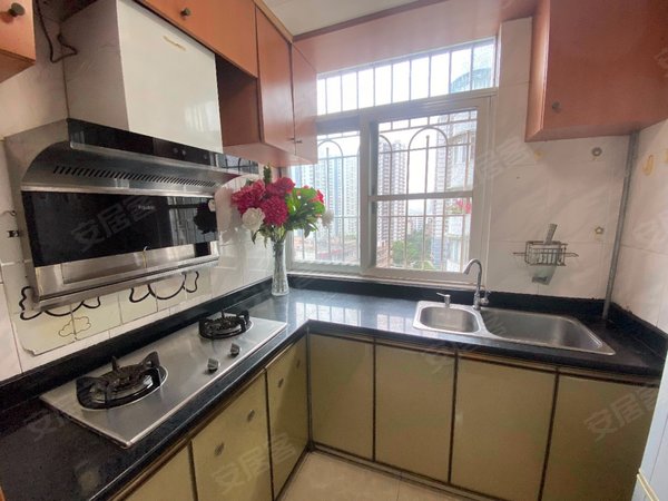 广州天河天河北文苑花园(天河)天河北龙口西路 芳草园旁文苑小区 电梯