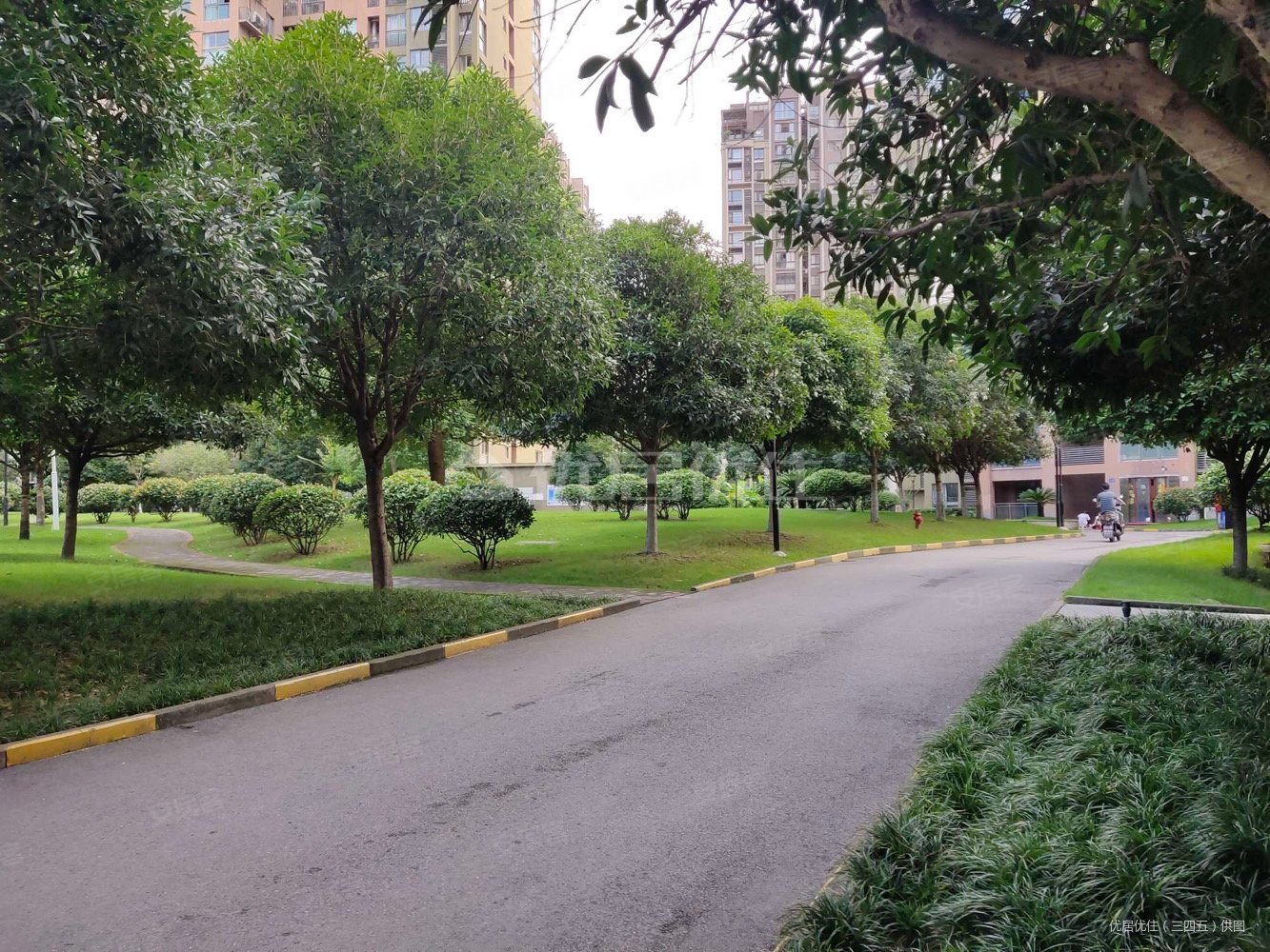 南津街泰丰花园精装三房出售