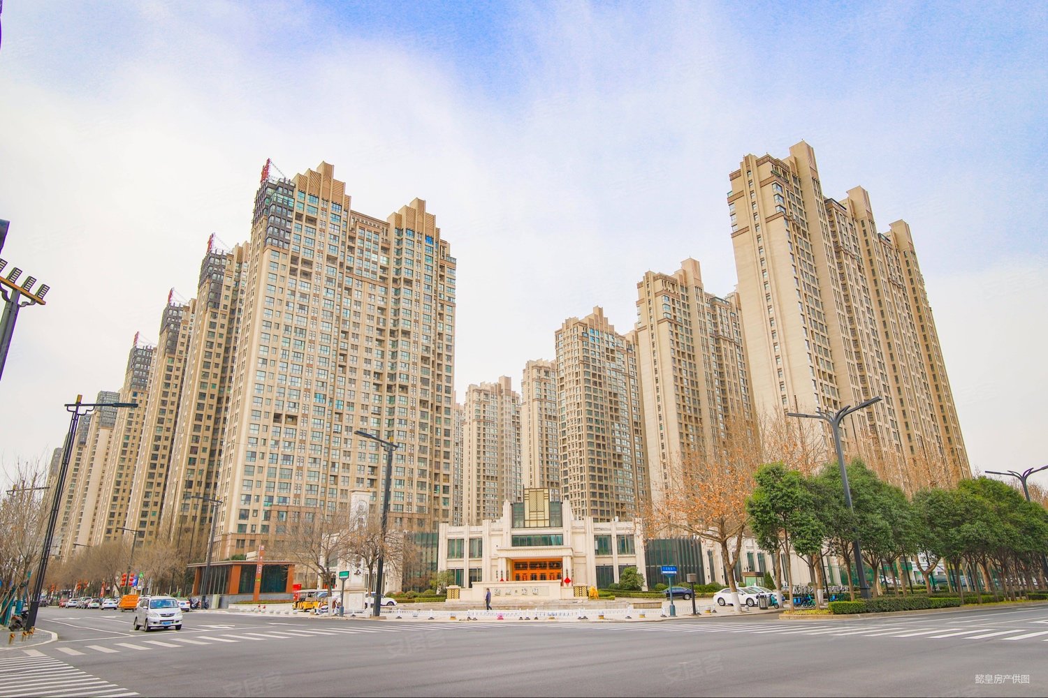 洛阳房产网>洛阳二手房>洛龙二手房>泉舜财富中心二手房>建业龙城(北