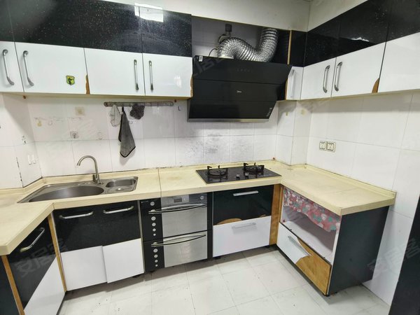 【多图】丽沙花都,沙井租房,沙井老天虹商圈 丽莎花都 精装两房两卫