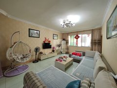 巴中巴州老江北莲花小区 3室2厅2卫 电梯房 配套齐全 精装修出租房源真实图片