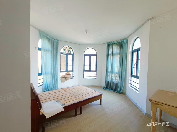 天元城大四房!科小竹中!vanke物业!装修叙利亚战后风格