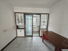 阜阳临泉光明南路二中附近 新泉花园 三室一厅拎包入住出租房源真实图片
