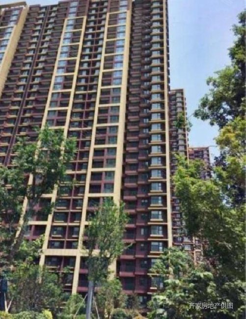 银城蓝溪郡 经典三开间朝南户型 楼层适中 定制衣柜 诚售