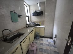 临沧临翔凤翔天豪国际1室1厅1卫,带家具家电随时看房出租房源真实图片