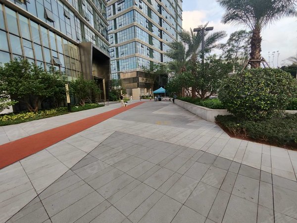 广州荔湾芳村逸合中心高档小区公寓,精装一房出租房源真实图片