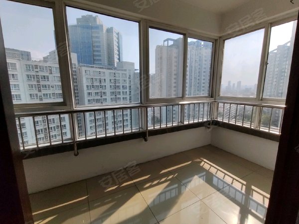 济南历城洪家楼海蔚广场小区海蔚广场小区 3室2厅2卫出租房源真实图片