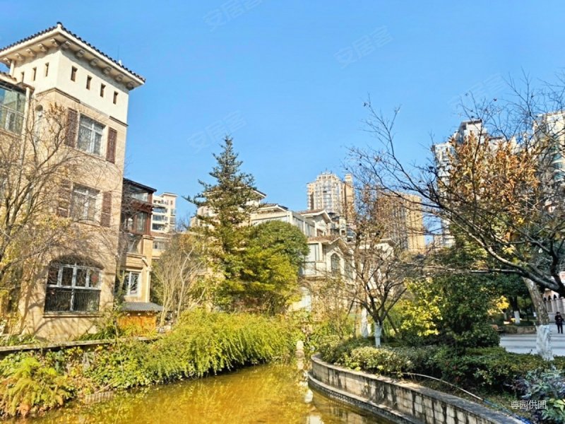 贵阳房产网>贵阳二手房>观山湖二手房>八匹马二手房>金龙国际花园>800