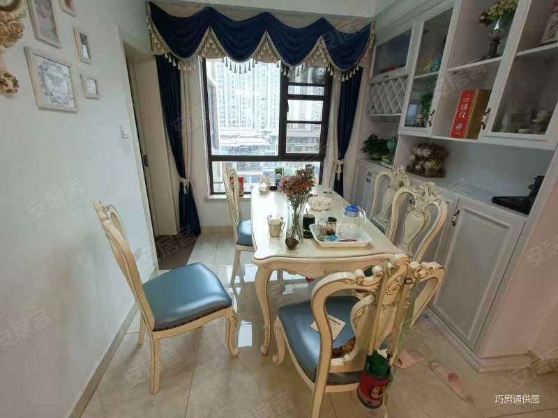 艾湖家园有电梯近地铁正规商品房满五交通便捷精装修