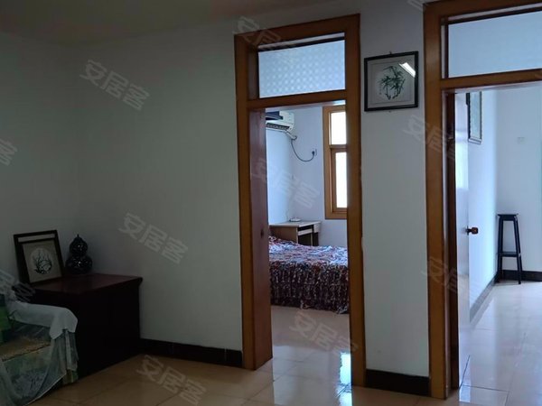 徐州铜山铜山万达南京路东一街小区家具家电齐全，近地铁，进步行街，近公交站，近菜市出租房源真实图片