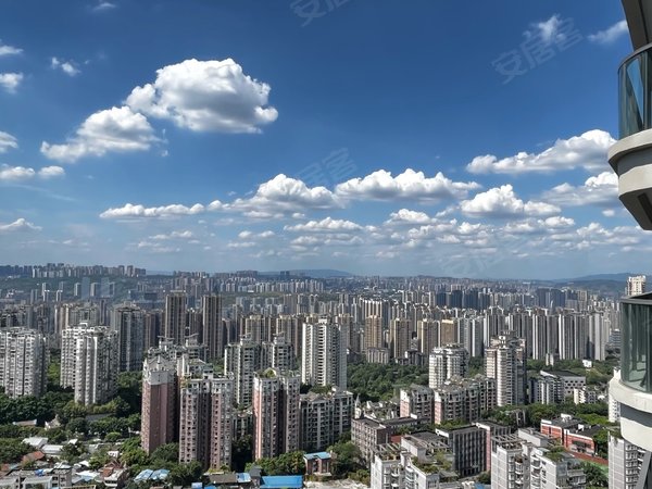 重庆江北五里店卓越皇后道整租(我的房子保臻)4房2卫(价格真实)全新