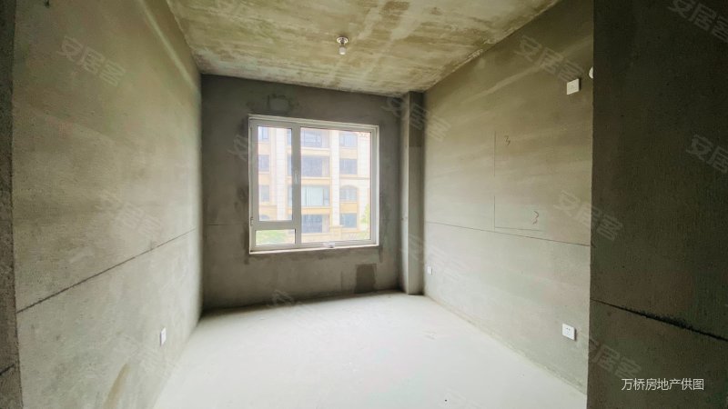 大连房产网>大连二手房>金州二手房>金石滩二手房>鲁能泰山9号>800