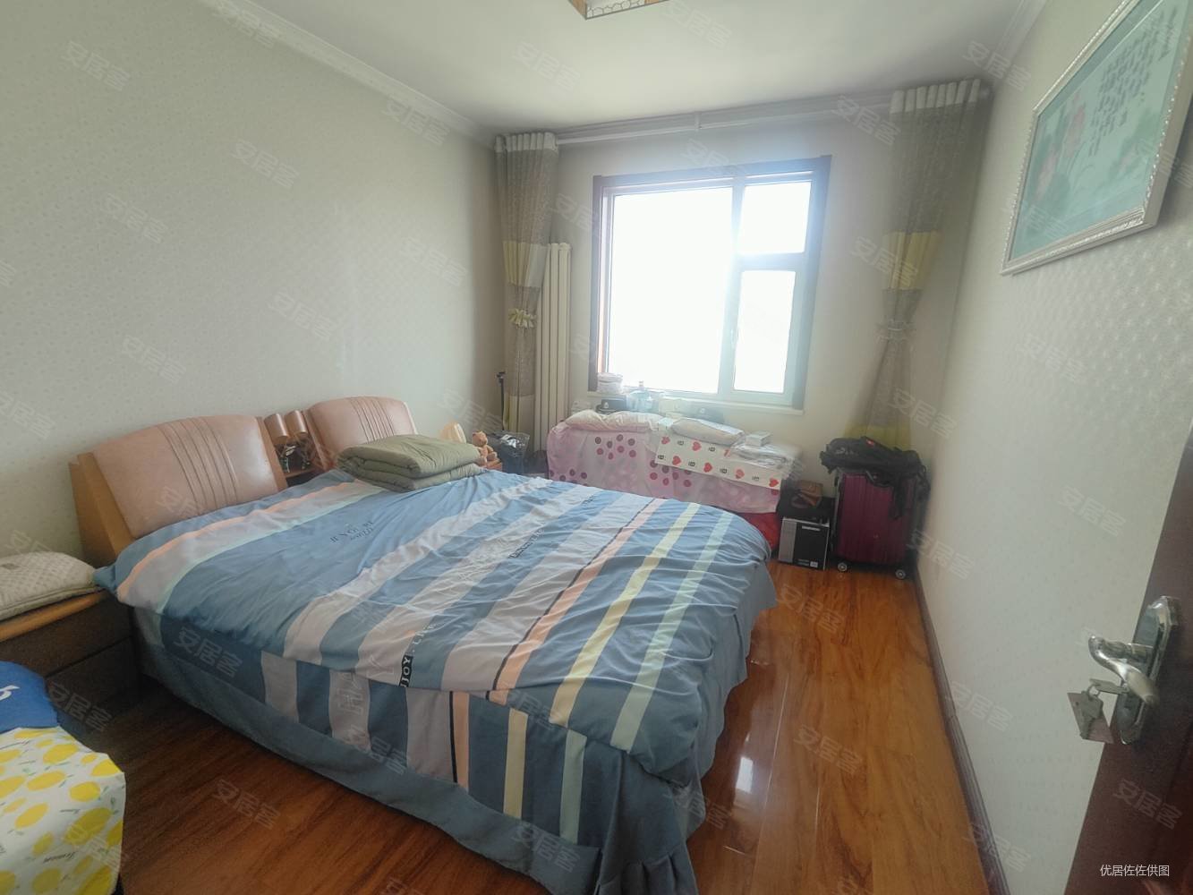 能源国际住宅小区3室2厅2卫150㎡南北147万