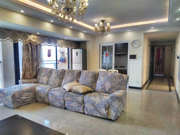 大芬地铁站50米~星都豪庭,电梯精装5房,停车月卡,布吉租房-深圳58安居