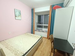 无锡新吴长江路地铁口 新区哥伦布广场对面保利精装次卧出租出租房源真实图片