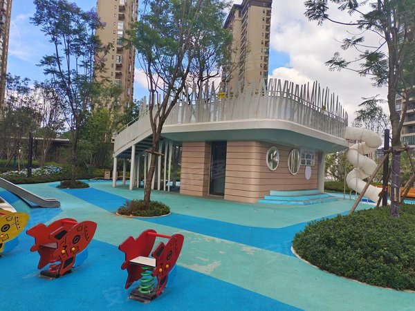 昆明呈贡建工新城富康城紫悦台富康城紫悦台 精装三室 干净清爽 可