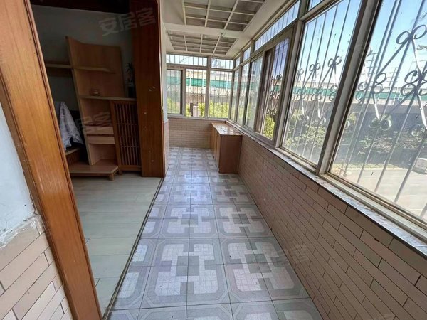 昆明盘龙新迎片区大树营市政小区b组团新迎新城旁 精装两室 带家具