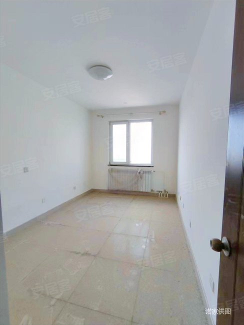 辰庆家园 正南朝向 高楼层视野无遮挡 近医院