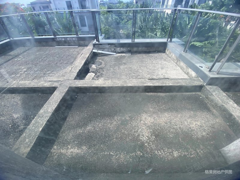 恒大美丽沙天悦湾(别墅)5室2厅5卫498.33㎡南北1300万
