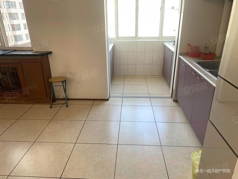 惊爆价精装修城市花园2000年封闭小区近地铁总价低