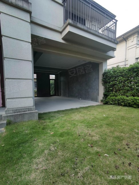 东钱湖双拼别墅卡纳湖谷四期 好房 密度低多套在售专做,卡纳湖谷二手