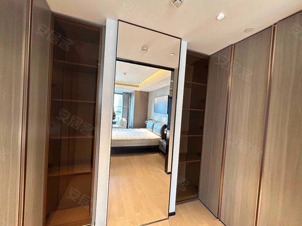 重庆江北观音桥龙湖唐宁one(真实真价)观音桥大平层 价格合适 房东