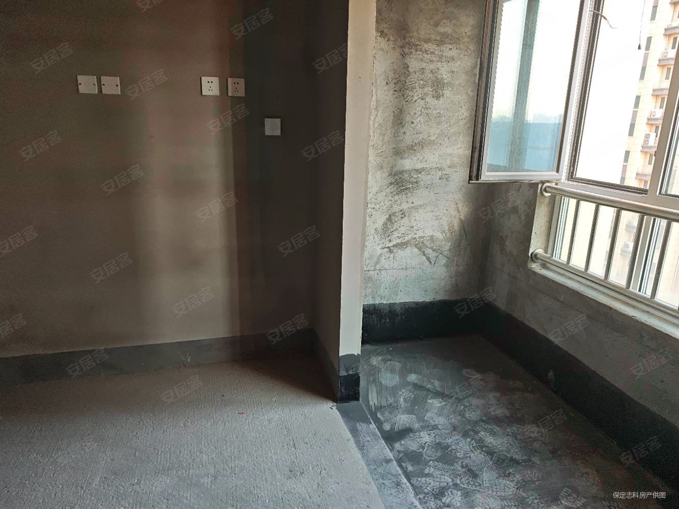 中国府2室2厅1卫98㎡南北85万