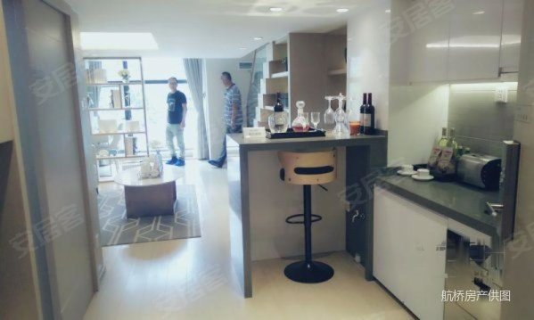 【多图】7号D铁口精装公寓 可上学 平层60万起