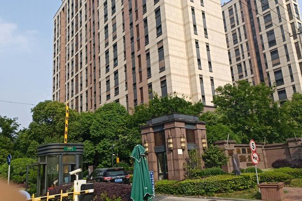 好不好_中介房产经纪人:方智伟对朗诗绿色街区的评价-上海安居客