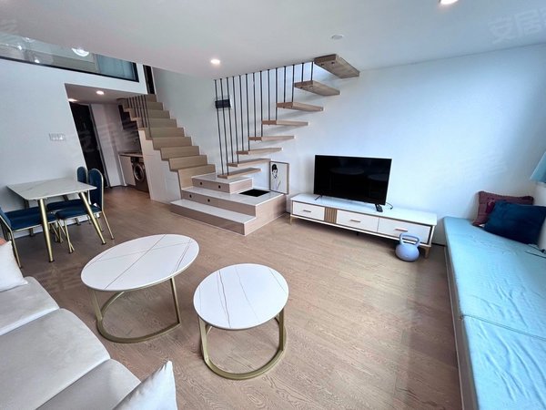 宁波鄞州钟公庙熙汐loft(专做熙汐租赁)地铁口,对面山姆会员店,近万达