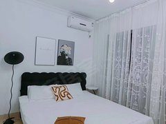 来宾兴宾兴宾城区市中心，精装2房，旁边就是沃尔玛，配套齐全出租房源真实图片