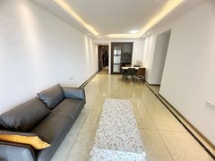 江门鹤山市中山路绿地公园城 2室2厅2卫 95平 南北通透 豪华装修出租房源真实图片
