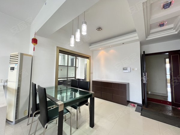 【多图】世茂外滩花园,排尾路租房,福州台江万达旁 世茂外滩花园 精装