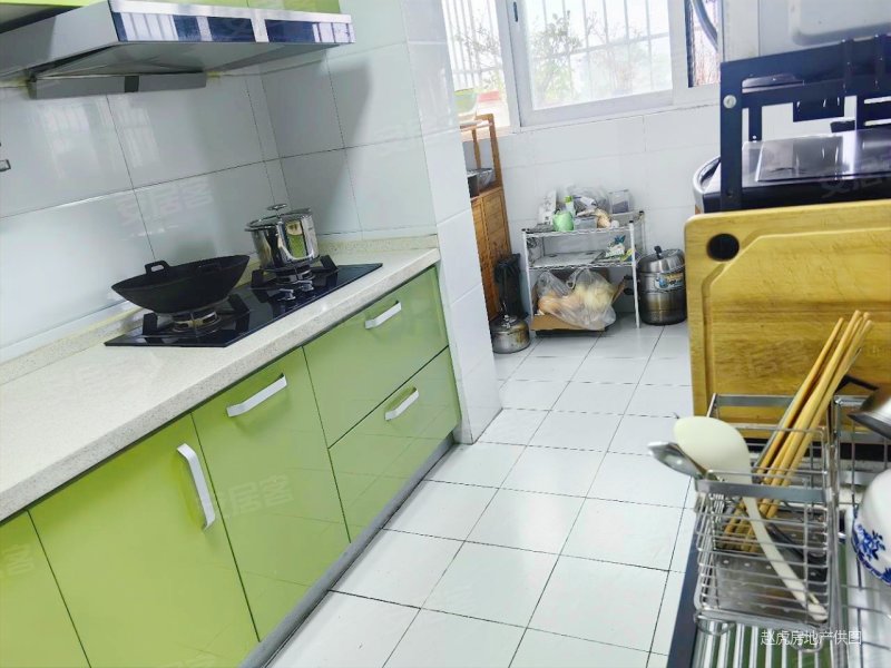 诚售,精装成色新,大套二 户型好客厅带阳台 拎包住,锦花苑(青羊)二手