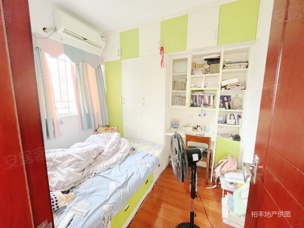 笋盘尚城雅苑80平40万3室2厅1卫