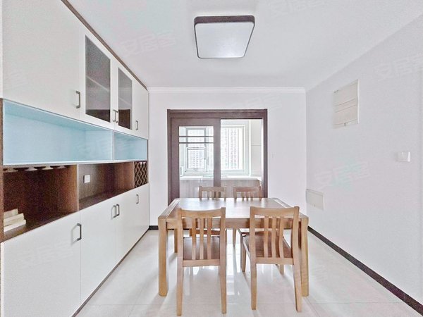 国贸双井百子湾七号线近地铁广华新城三居两卫集中供暖全天热水