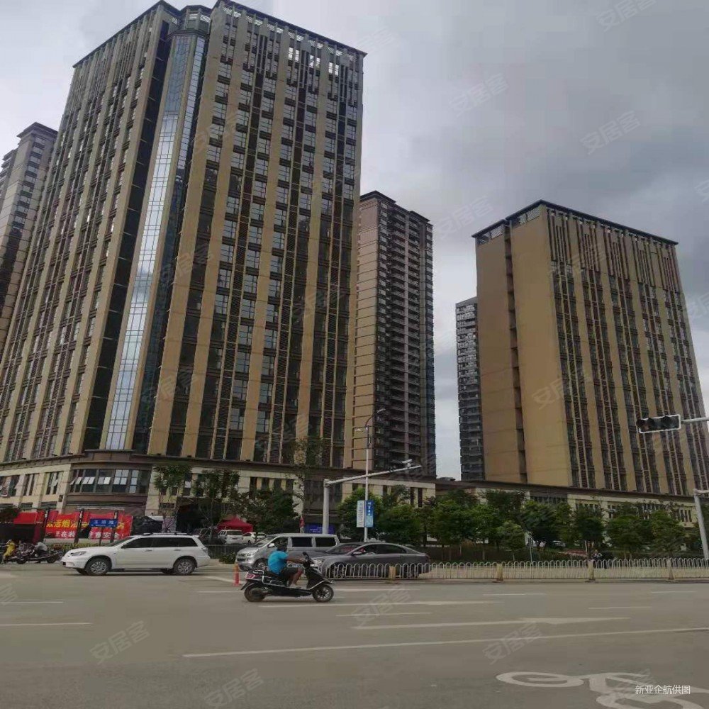西二环 吾悦广场旁 精装loft公寓 看房方便 急售,新城吾悦广场二手房