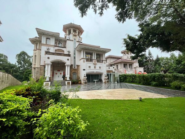 深圳龙华观澜观澜高尔夫露诗达区观澜湖      大独栋别墅出租