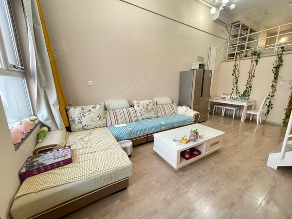 天津红桥丁字沽街亿城堂庭(商住楼)电梯房,精装修.大一室,温馨loft.