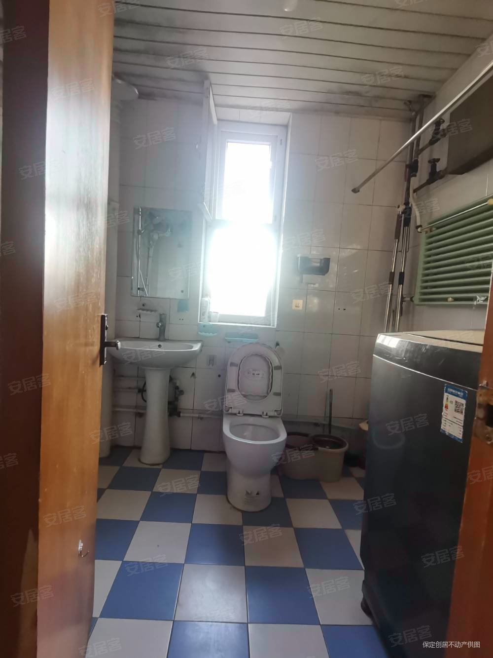 秀兰城市花园3室1厅1卫104.1㎡南73万