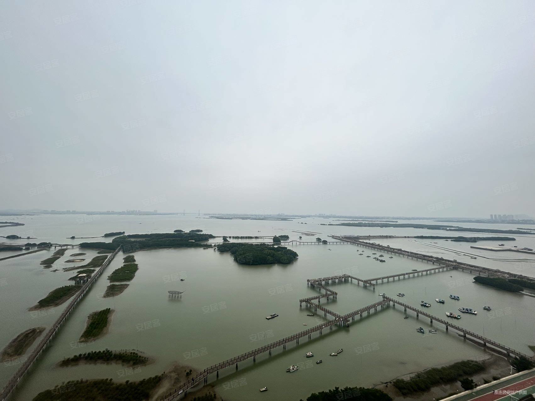 怡景湾海岸豪庭4室2厅3卫241.59㎡南北254万