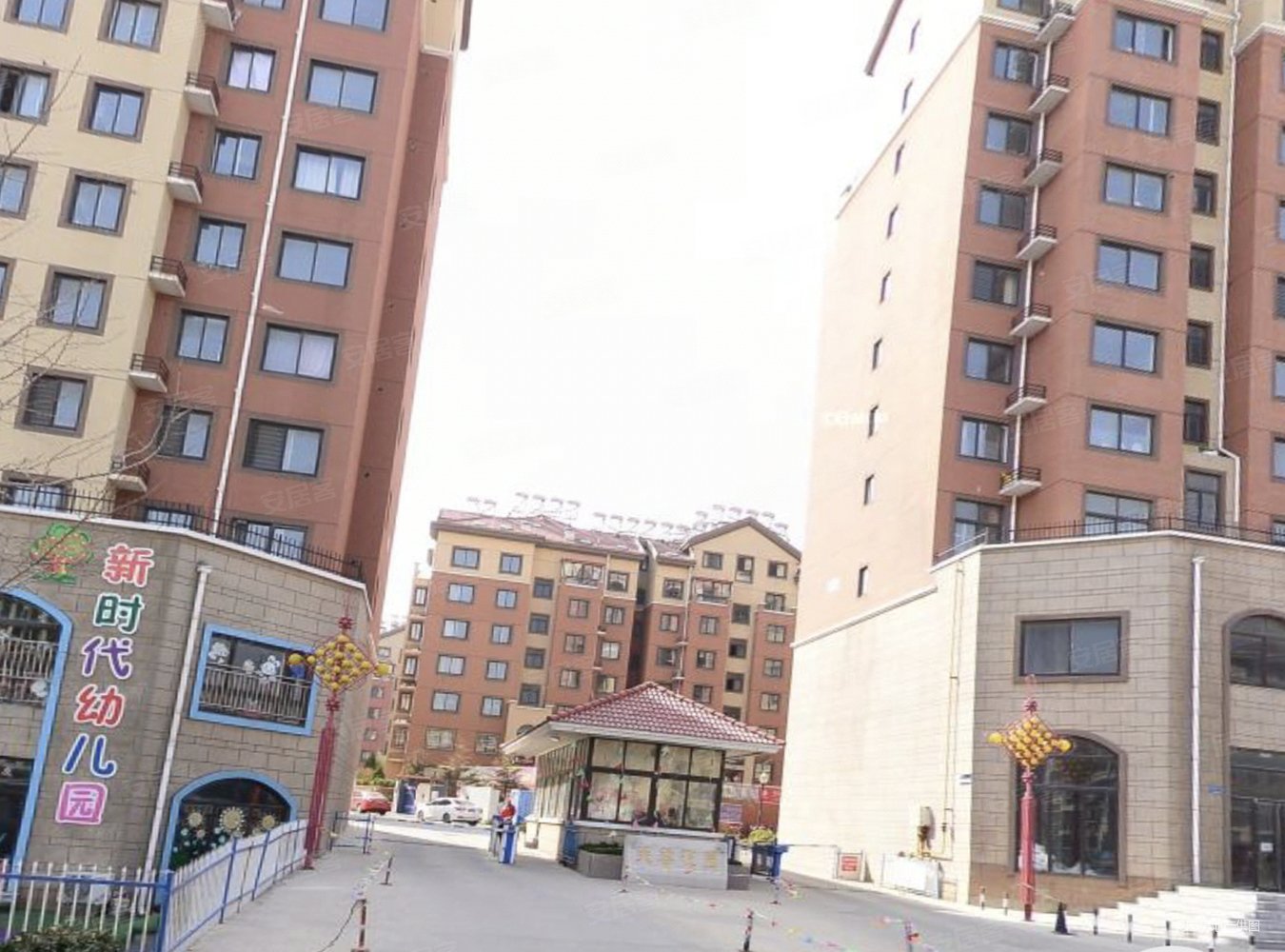 福海路芙蓉花园多层两居低楼层出行方便