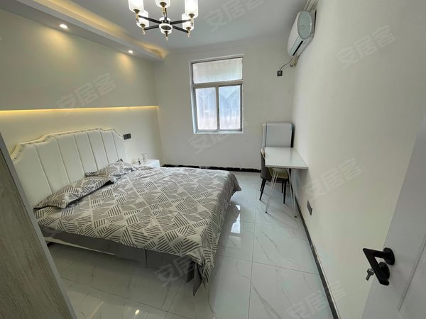 上海浦东御桥民乐苑民乐苑朝南主卧独立厨卫,邻近活力城,出门1118号线