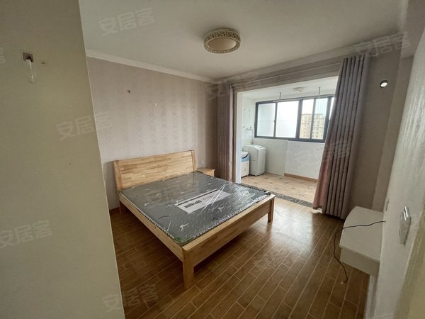 绍兴镜湖洋江西路曲屯家苑(西区)镜湖地铁口 曲屯家苑2室 电梯房 家具