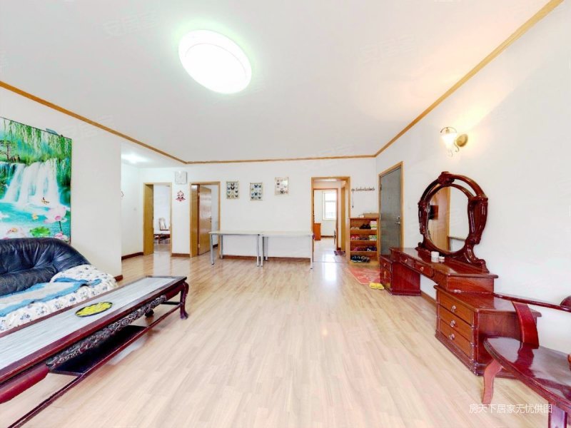 唐园小区 医疗配套成熟 南北通透 近地铁 商品住宅 交通便利