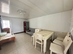 霍邱新店新店市场旭日尚城 2室2厅1卫短租价格另算 电梯房 500每月随时看出租房源真实图片