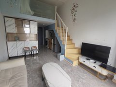 晋江阳光广场江声路保利上城复试公寓 民水民电 停车方便 家具家电齐全 拎包入住出租房源真实图片